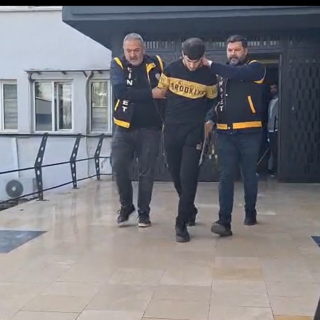 Sevgilisini 'alışverişe çıkacağım çocuklara bak' deyince 75 bıçak darbesiyl...