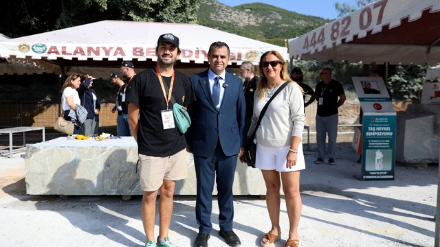 Alanya'da "Uluslararası Alanya Taş Heykel Sempozyumu" başladı