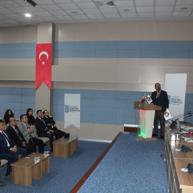 Eskişehir Denetimli Serbestlik Müdürlüğünce avukatlara seminer verildi