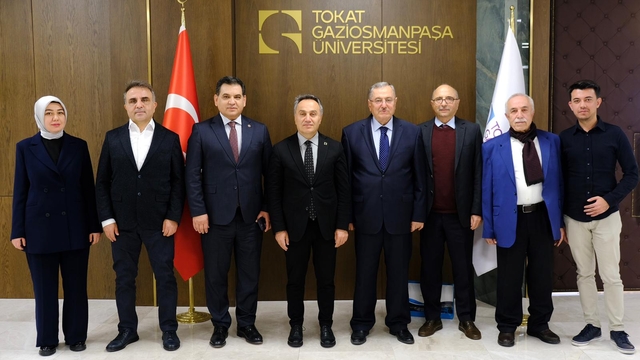 Anadolu Vakfı heyetinden TOGÜ Rektör Yılmaz'a ziyaret