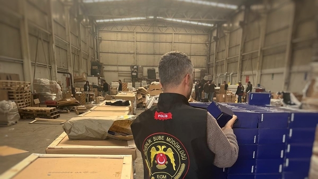 Kocaeli'de 38 bin 208 taklit araç parçası ele geçirildi