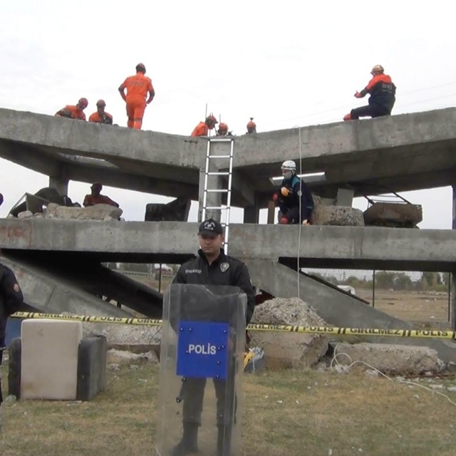 Erzincan'da deprem tatbikatı
