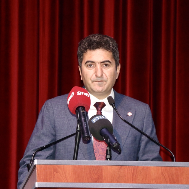 Trabzon'da "İnsan Kaynakları Kariyer Kongresi ve Fuarı" başladı