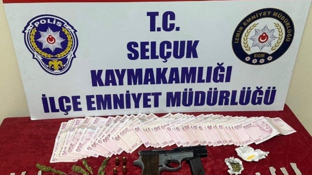 İzmir'de uyuşturucu operasyonunda 1 şüpheli tutuklandı