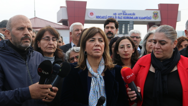 DEM Parti'li Beştaş, Figen Yüksekdağ'ı ziyaret etti: Hemen özgürlük diyoruz