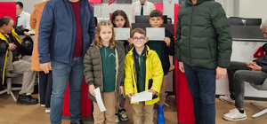 İlkokul öğrencileri, harçlıklarını LÖSEV'e bağışladı