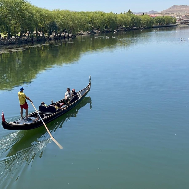 Kapadokya'da Kızılırmak Nehri'ndeki gondol turlarına yoğun ilgi
