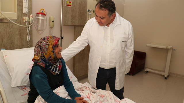 29 yıllık böbrek hastasının nakil hayali 45 dakikada çıkan bağışla gerçekleşti