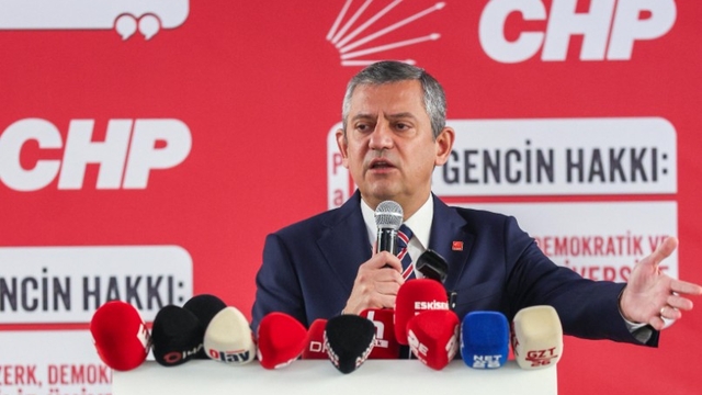 Özgür Özel: Türkiye'nin gençlerinin başka ülkelerde hayal kurması beka sorunudur