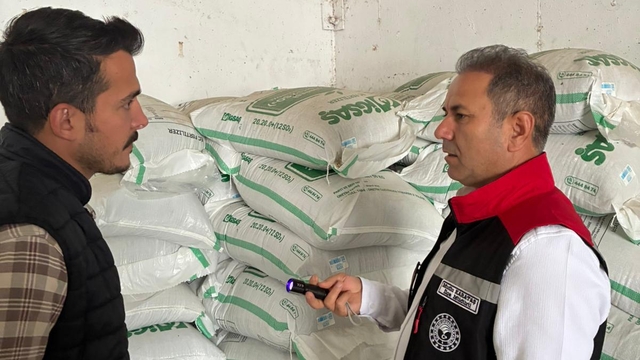 Adana'da gübre ve tarım ilacı satan işletmeler denetlendi