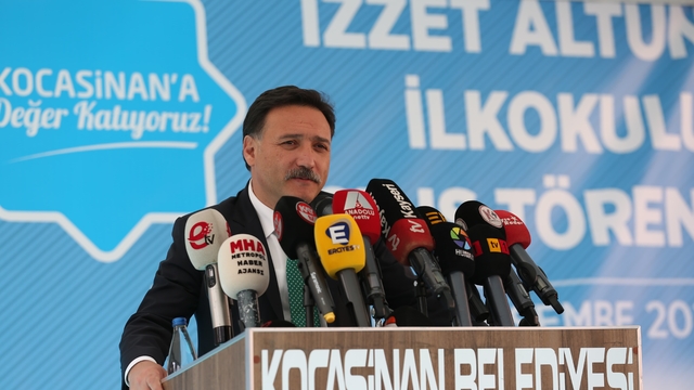 Kocasinan'da İzzet Altun İlkokulu'nun resmi açılışı yapıldı