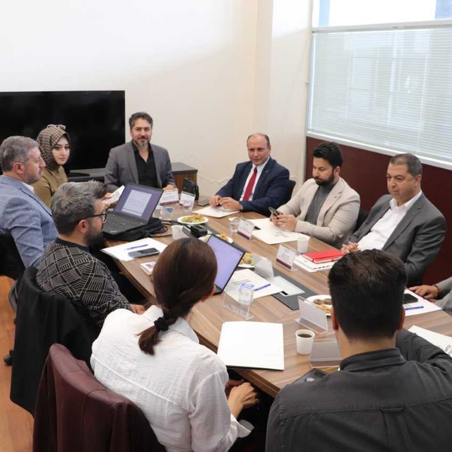 Gaziantep'te "Suriyelilerin Geri Dönüş Sürecinin Ekonomik Boyutları" çalışt...