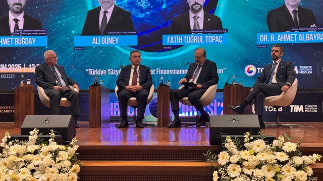 Ankara e-İhracat Zirvesi'nde e-ihracat finansmanında yeni dönem ele alındı