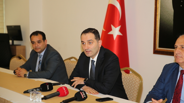 Antalya'da denetimli serbestlik hizmetlerine destek olan 11 gönüllüye sertifika verildi