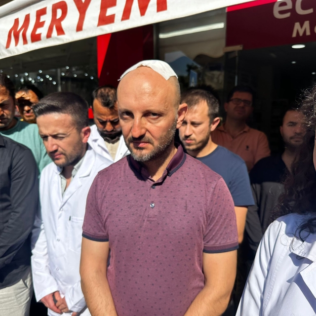 Kendisini döven kişinin olay öncesi babasını tartakladığı ortaya çıkan ecza...