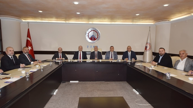 Trabzon'da Yatırım Adası Endüstri Bölgesi toplantısı düzenlendi