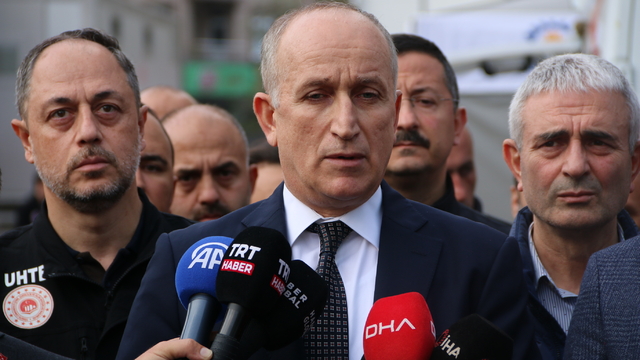 Bakan Yardımcısı Ömer Bulut: Binanın zarar görmesinde zemin önemli bir etken olmuş