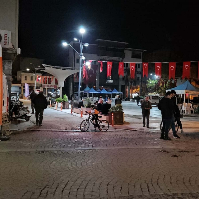 Sındırgı'da 4.3 büyüklüğünde deprem