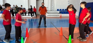 İzmir'in ilk spor ortaokulunda geleceğin sporcuları yetişiyor