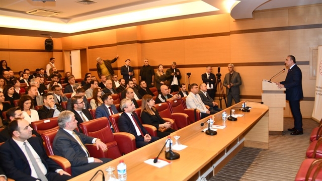 Tekirdağ'da zincir market temsilcileri toplantıda bir araya geldi