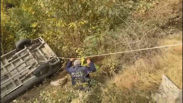 Malatya'da minibüs devrildi: 3 yaralı