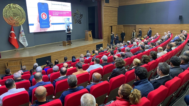 Nazilli'de siber suçlar ve uyuşturucuyla mücadele semineri