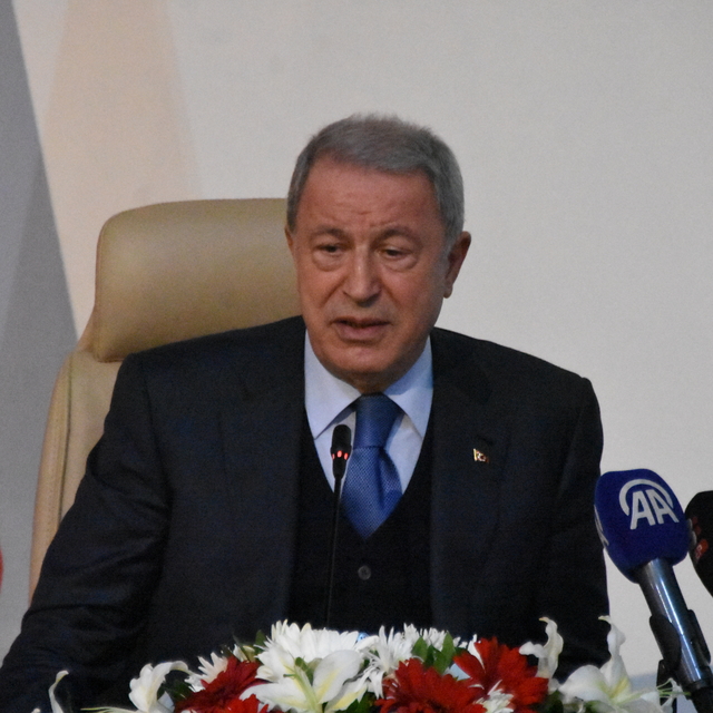 Hulusi Akar: Terör belasından asil milletimizi kurtaracağız