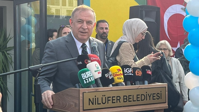 CHP'li Zeybek: Kamu eliyle yapılması gereken eğitim yatırımlarında ciddi azalma var