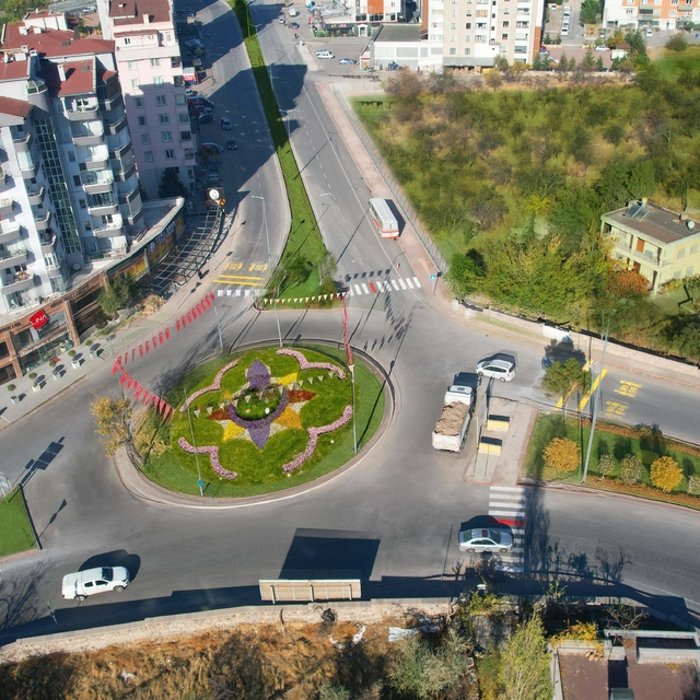 Dut Kavşağı'na yeni çehre