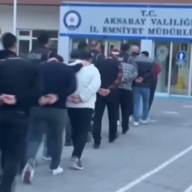 Aksaray'da FETÖ/PDY operasyonu: 10 gözaltı, 1 tutuklama