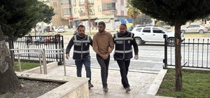 Kullandığı tırın dorsesinde 11 kaçak göçmen bulunan sürücü tutuklandı