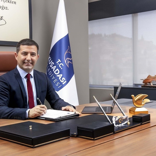 Kuşadası Belediye Başkanı hakkında 'Görevi kötüye kullanma' suçundan dava