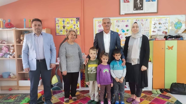 Merzifon İlçe Milli Eğitim Müdürü Yozgat'dan okulları ziyaret ediyor