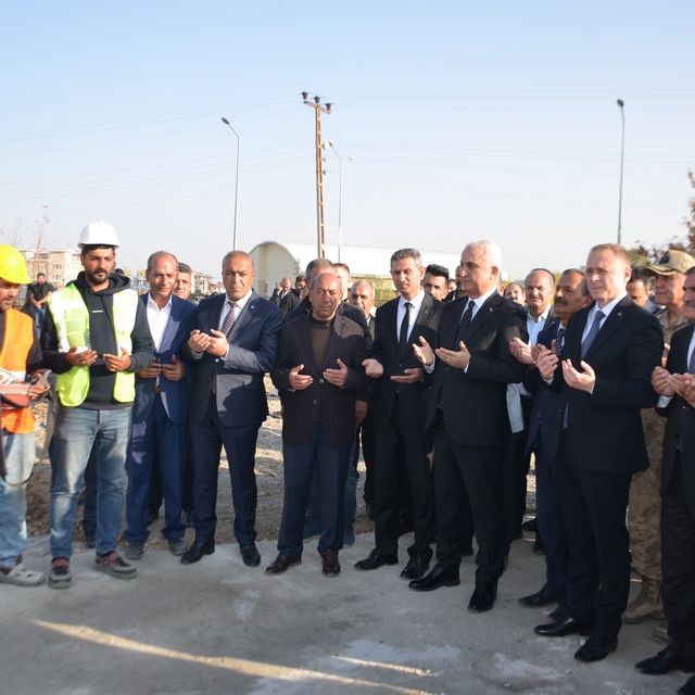 Bulanık'ta 100 yataklı öğretmenevinin temeli atıldı