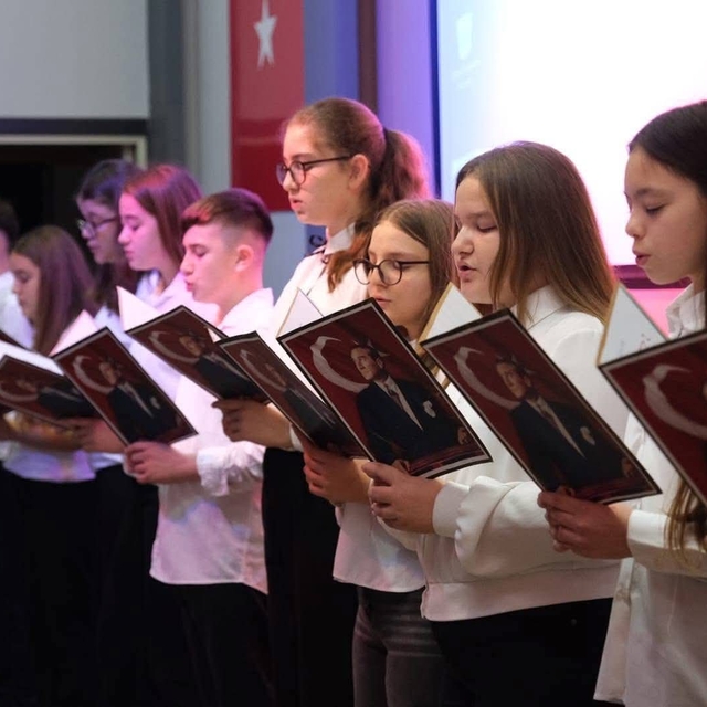 Orhaneli'de "Atatürk'ü Anma Programı" düzenlendi