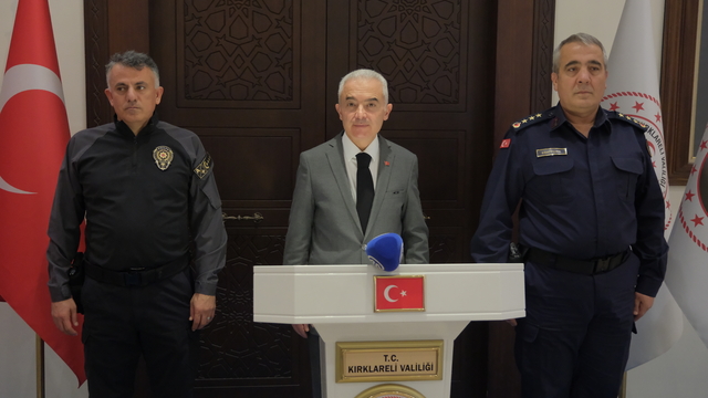 Kırklareli'nde geçen ay 9 göçmen kaçakçısı tutuklandı