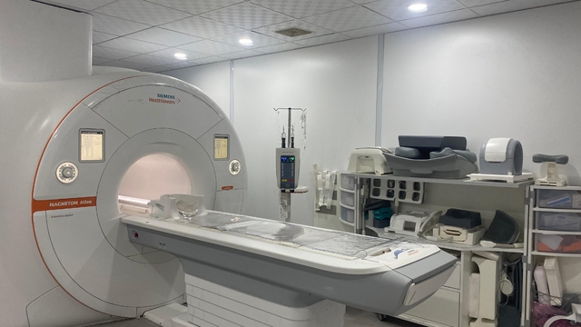 Ağrı'da yapay zeka destekli MR cihazı hizmete girdi