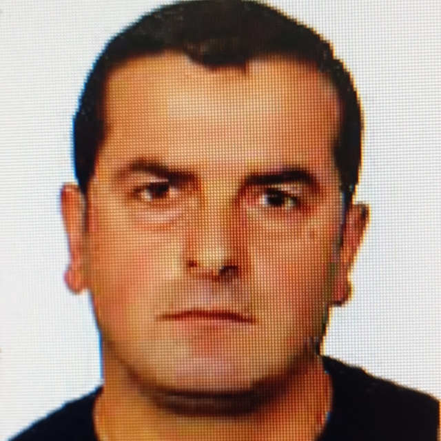 Selam vermek istediği arkadaşının kullandığı kamyonun altında kalıp öldü