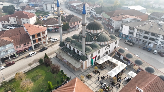 Düzce'de Gazze yararına kermes düzenlendi