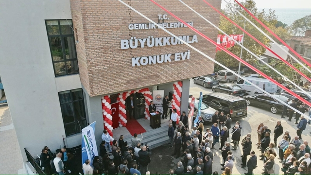 CHP'li Zeybek: Kamu eliyle yapılması gereken eğitim yatırımlarında ciddi azalma var (2)