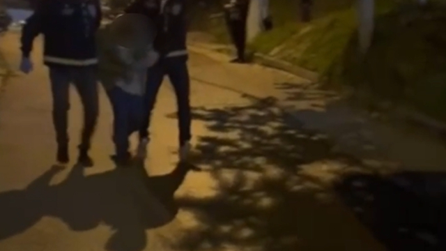 Yalova'da vatandaşın 100 bin dolarını dolandıran zanlı tutuklandı