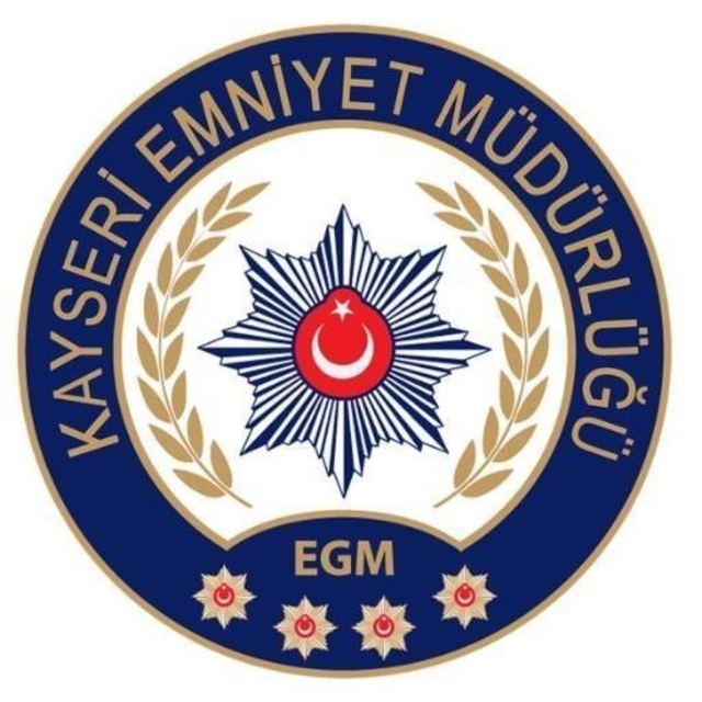 Kayseri polisinden sanal devriye: 468 sosyal medya hesabına erişim engeli g...