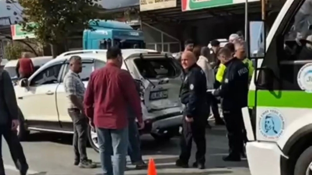 Ordu'da minibüs ile otomobil çarpıştı, 12 yaralı