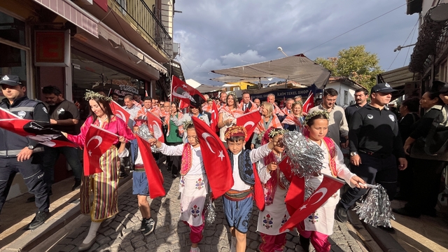 11. Uluslararası Milas Zeytin Hasat Şenliği başladı