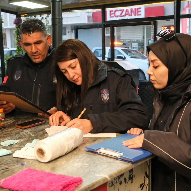 Erzincan'da kafeterya ve tatlı üretim yerlerine zabıta denetimi