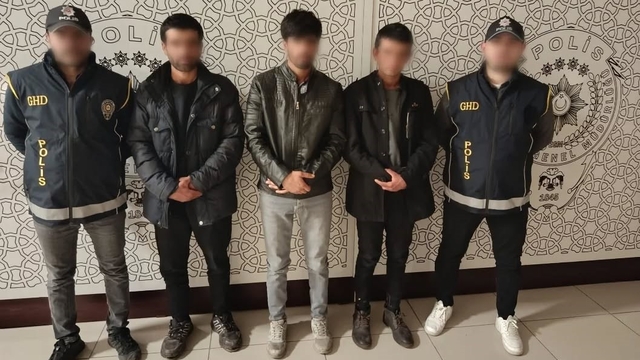 Bayburt'ta göçmen kaçakçılığı operasyonu: 2 şüpheli yakalandı
