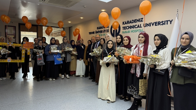 Trabzon Üniversitesi öğrencileri, lösemi tedavisi gören çocuklara moral kaynağı oldu