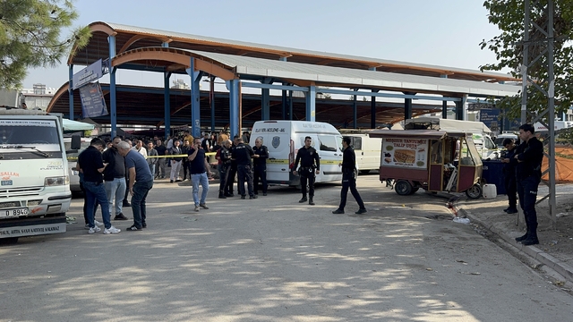 Adana'da silahlı saldırıda 2 kişi öldü, 5 kişi yaralandı