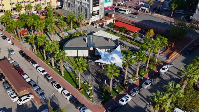 ALBEST Meydan Kafe, bir ayda 37 bin ziyaretçi ağırladı