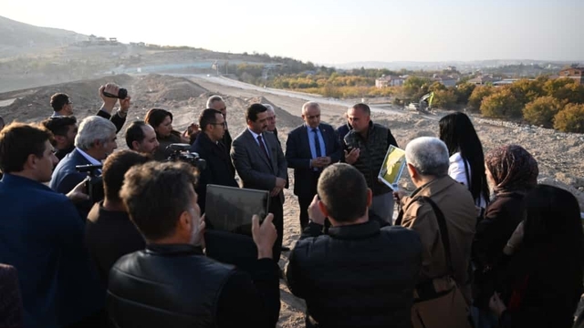 Başkan Taşkın : "Battalgazi'nin her noktasında kalıcı eserler yükseliyor"